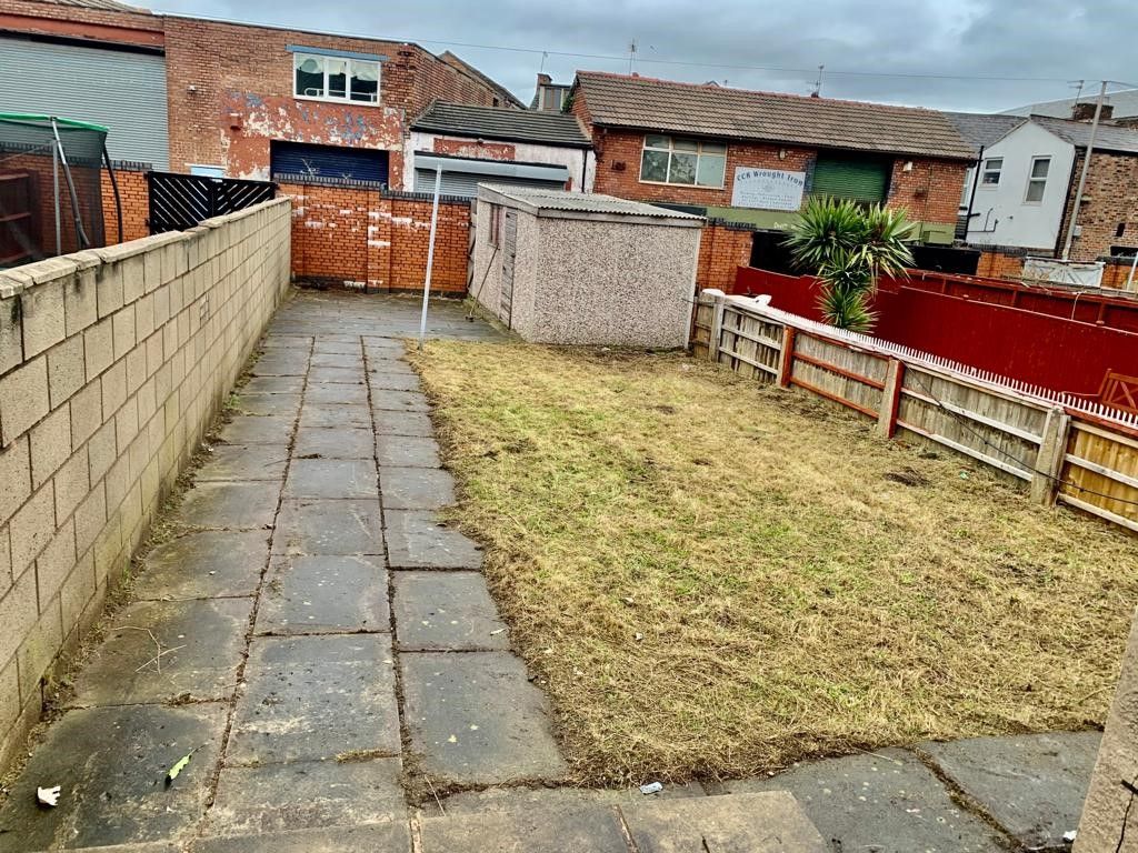 Property photo 2 of 9