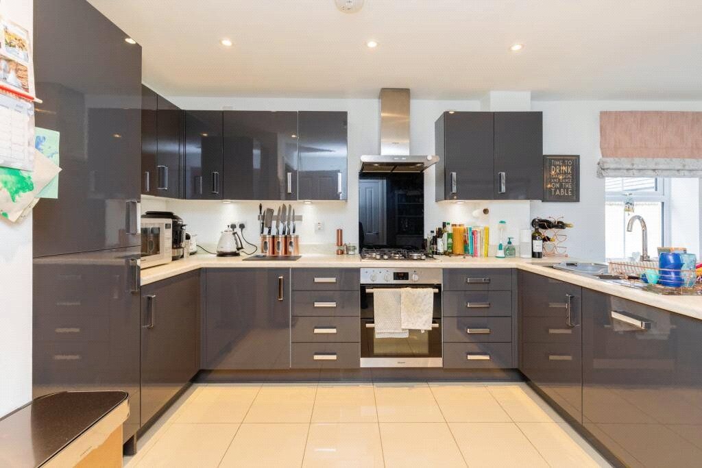 Property photo 2 of 15 Picture No. 02