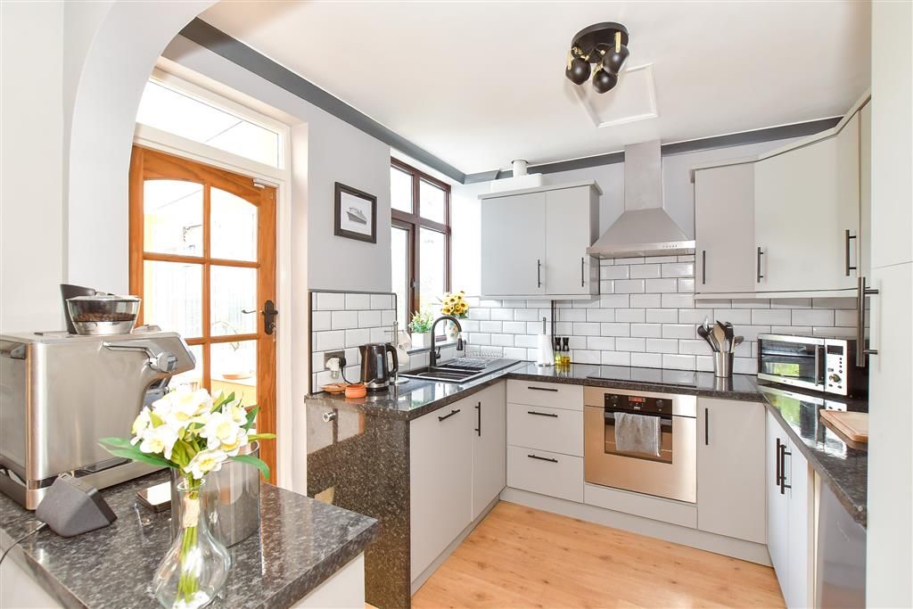 Property photo 1 of 14 Kitchen