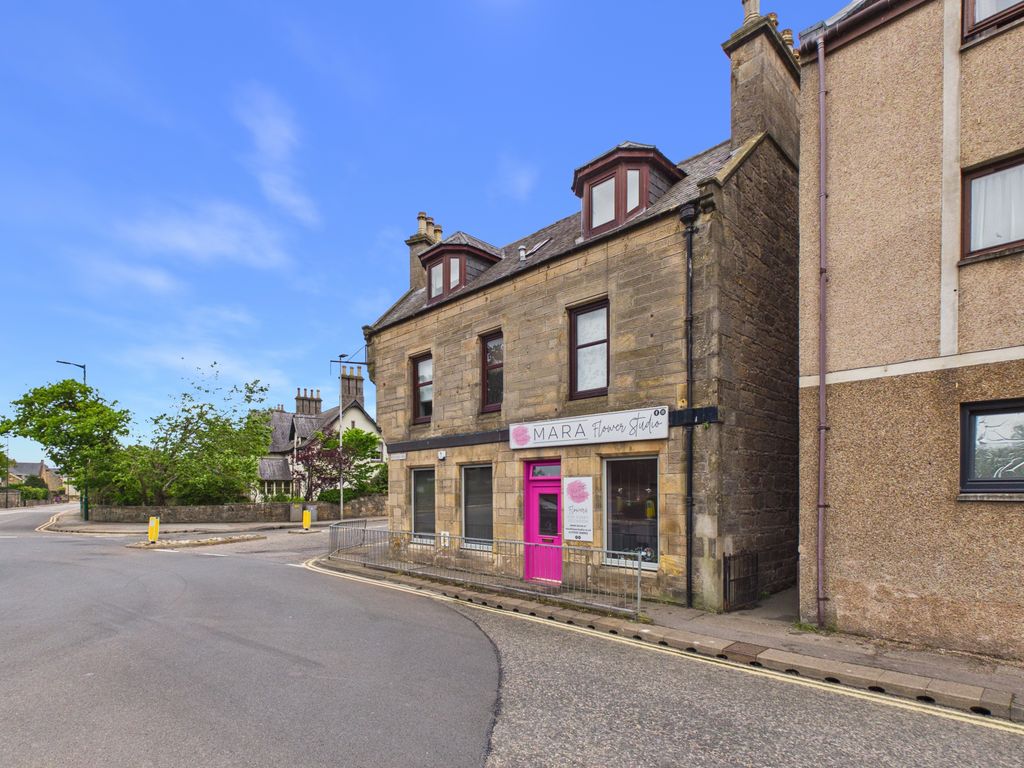 Property photo 3 of 27 Cam03185G0-Pr0151-Still006