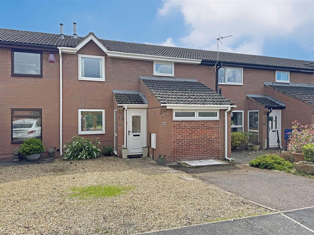 Property photo 1 of 11 Redcot Gardens, Stamford