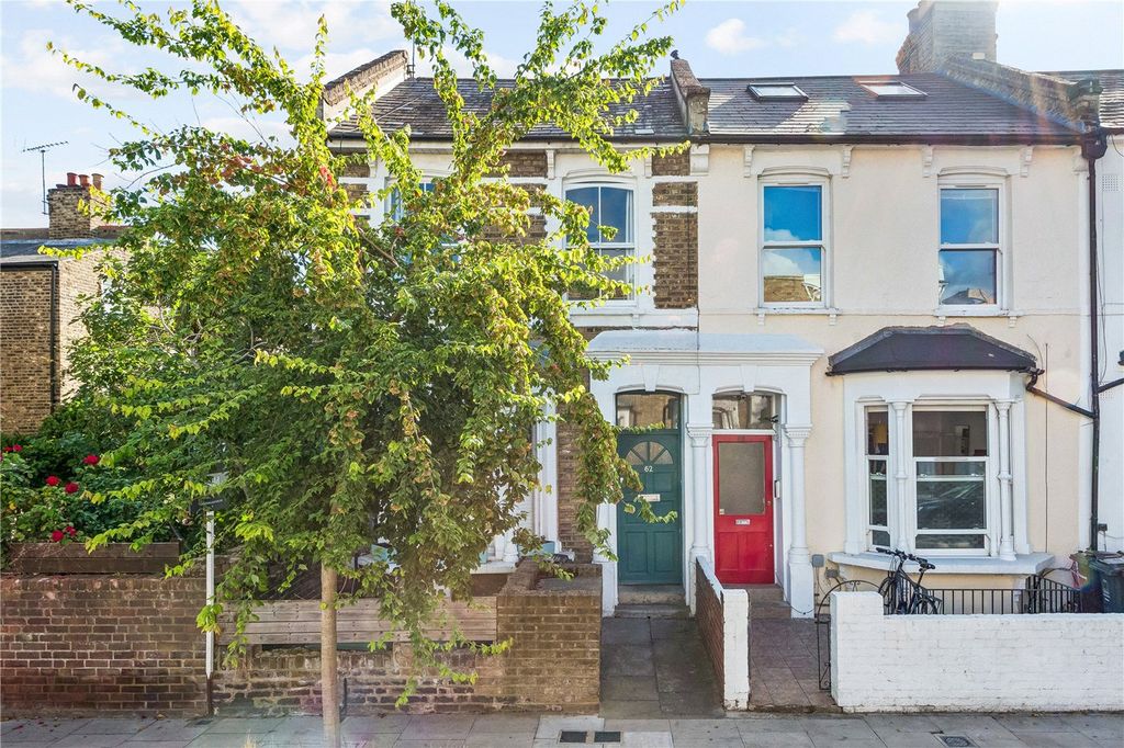 Property photo 2 of 11 Picture No. 12