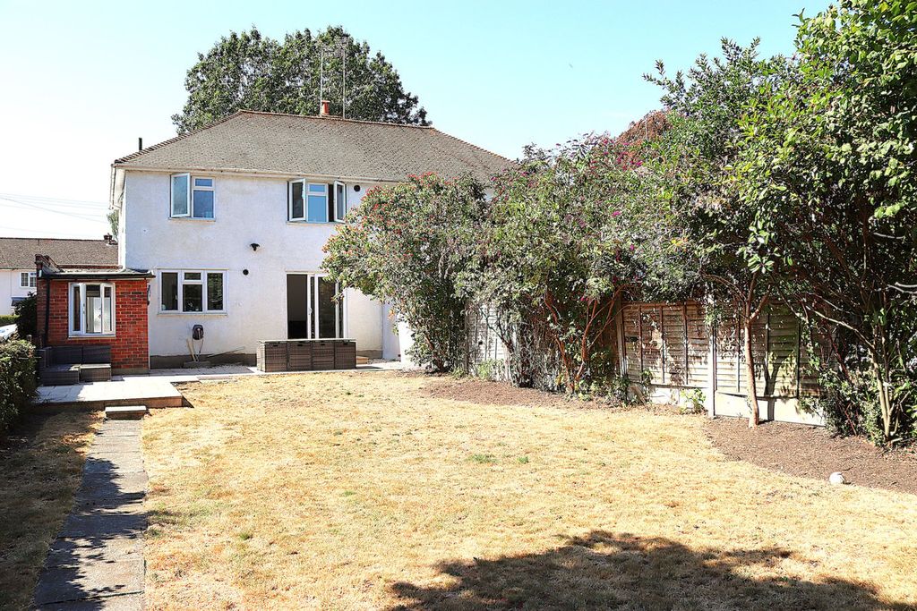 Property photo 2 of 14