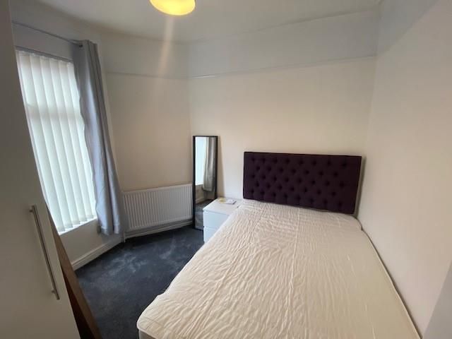 Property photo 2 of 11 Bedroom 1