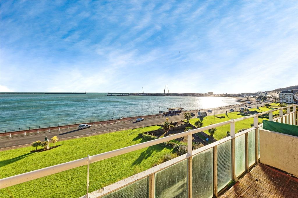 Property photo 1 of 20 Picture No. 11