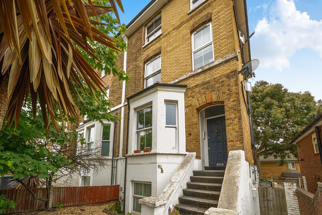 Property photo 3 of 9 1468324-3-6A1976F...