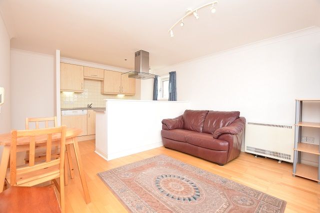 Property photo 3 of 5