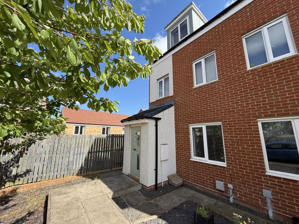 Property photo 1 of 11 Img_4010