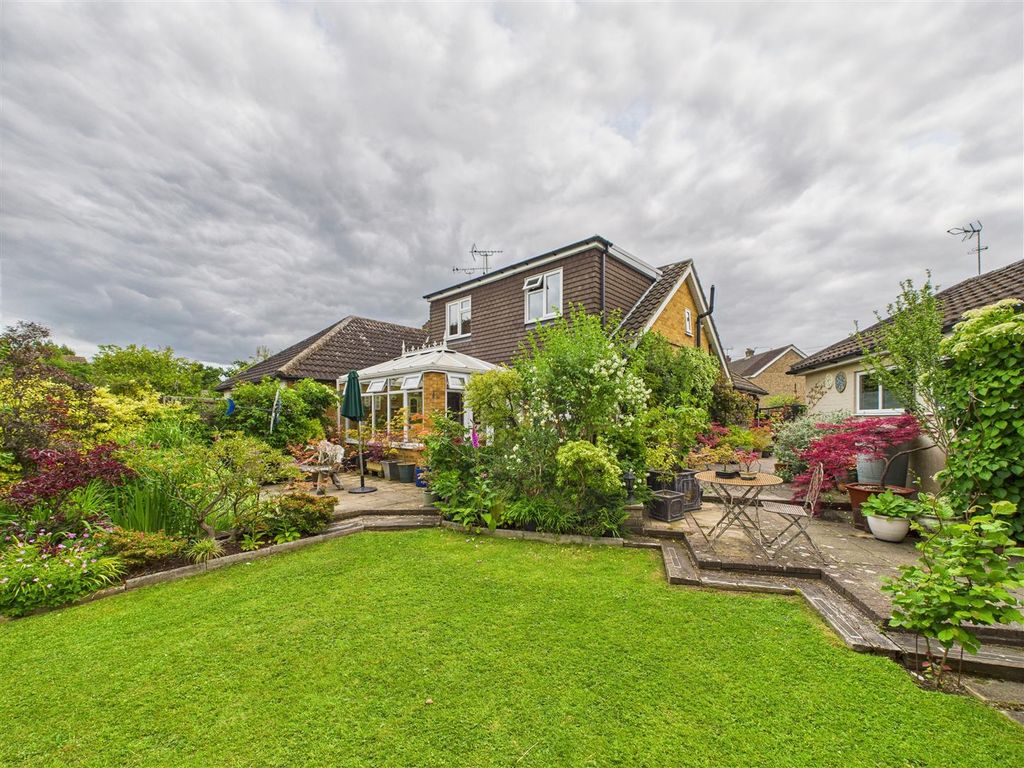 Property photo 2 of 26