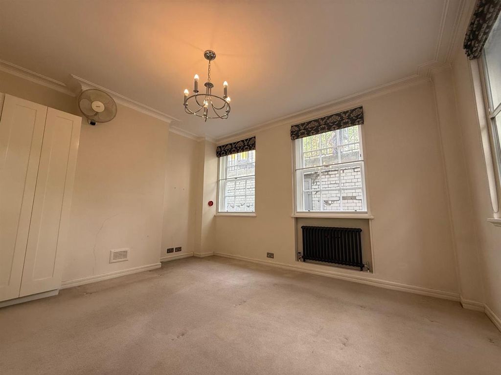 Property photo 3 of 13 Whatsapp Image 2026-04-13 At 12.12.17.Jpeg