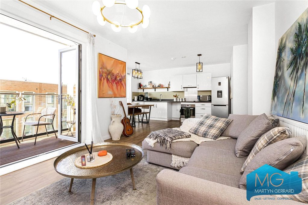 Property photo 1 of 21 Picture No. 06