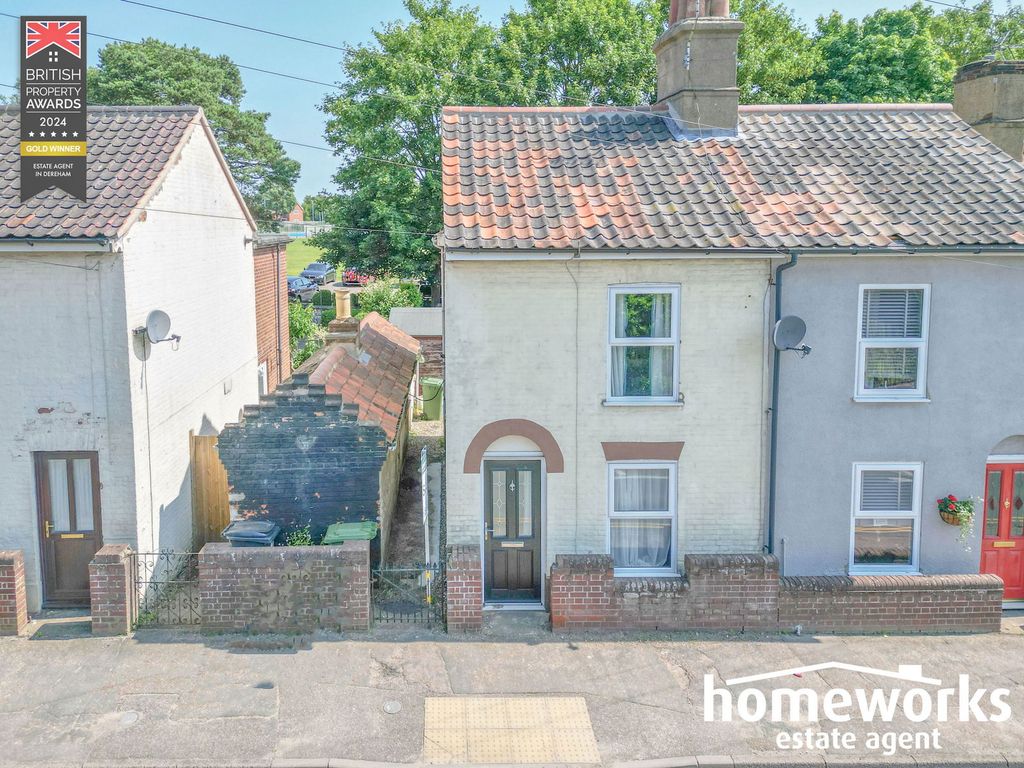 Property photo 2 of 12