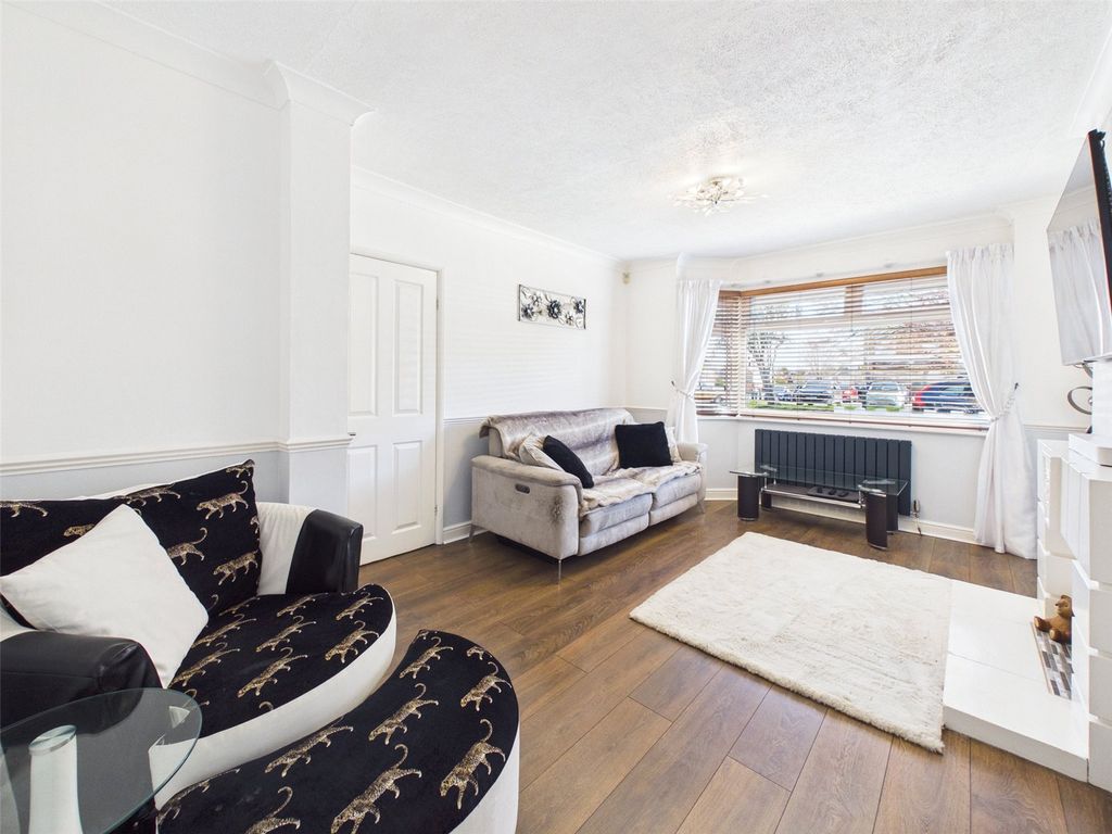 Property photo 3 of 21 Picture No. 14