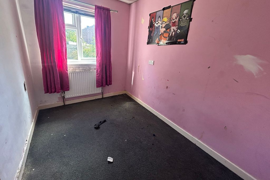 Property photo 3 of 13 11 Bath Road, Walsall, West Midlands, Ws1 3BT