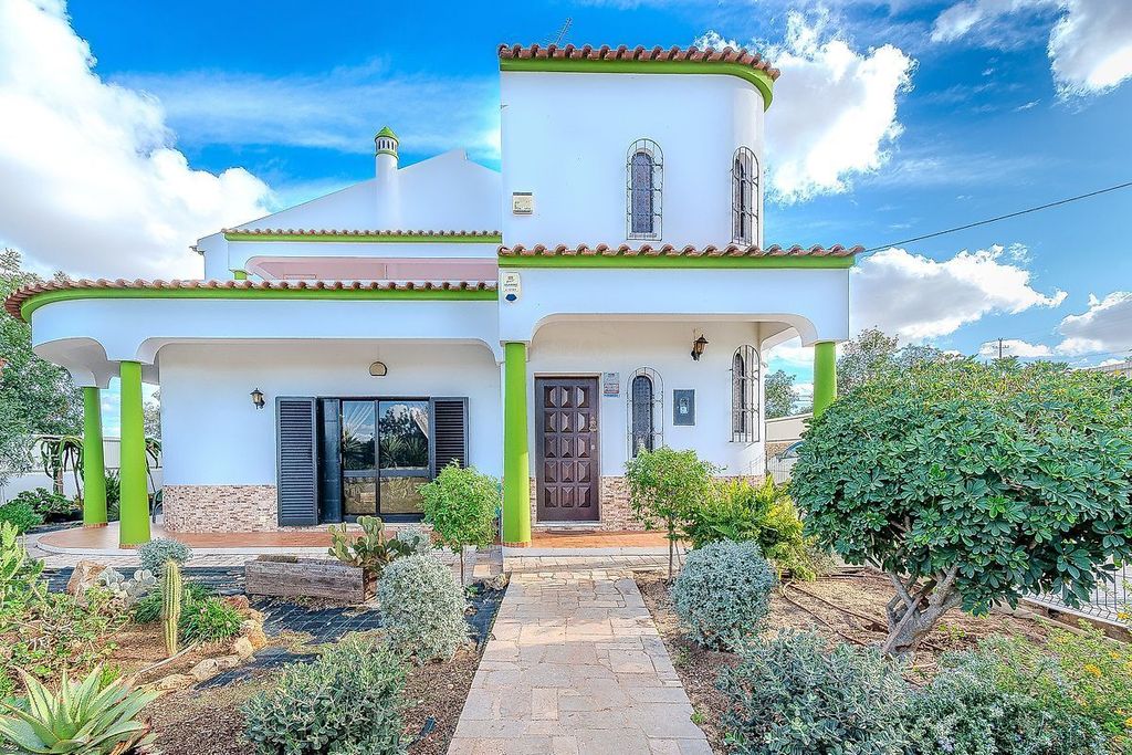 Property photo 1 of 46