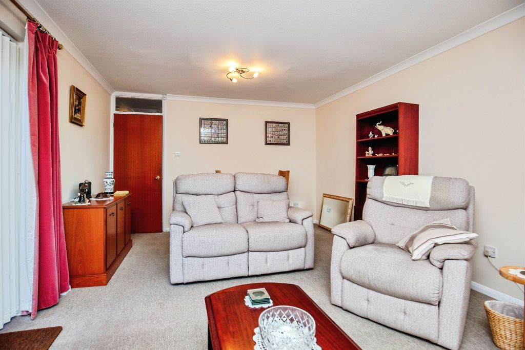 Property photo 3 of 20