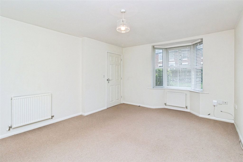 Property photo 2 of 18 Picture No. 42