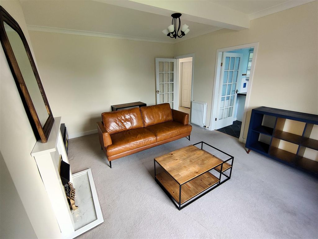 Property photo 3 of 13 002 - Lounge - (1).Jpg