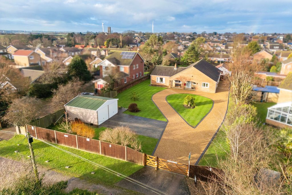 Property photo 1 of 29