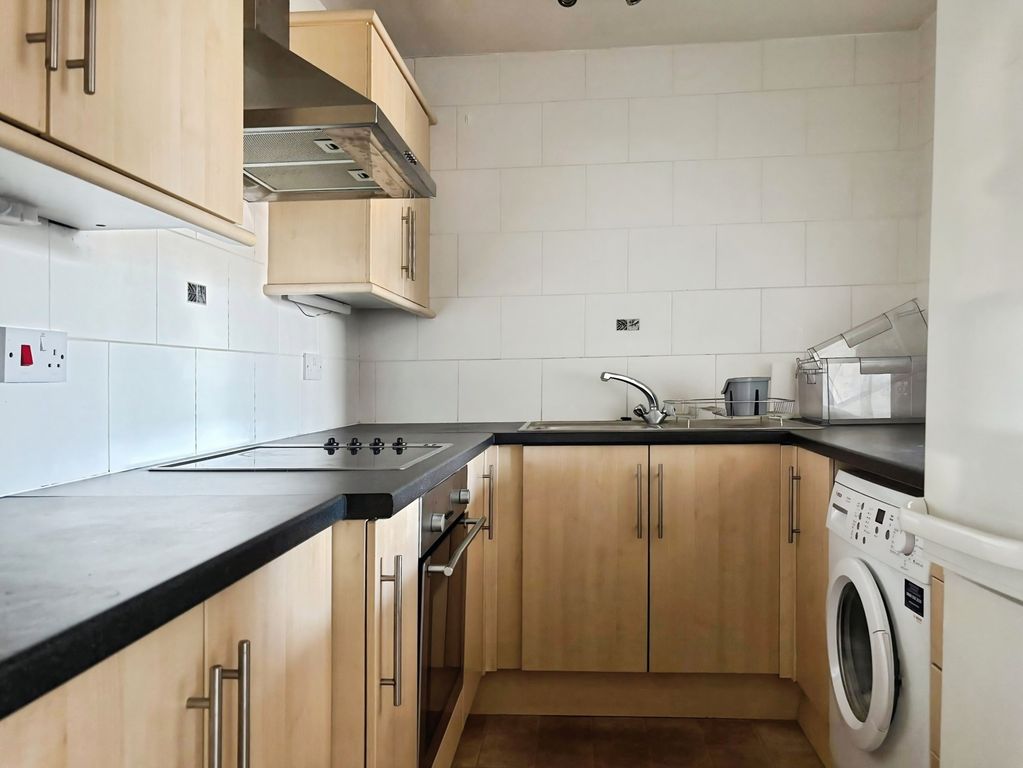 Property photo 2 of 10 Pbox-Img.Jpg