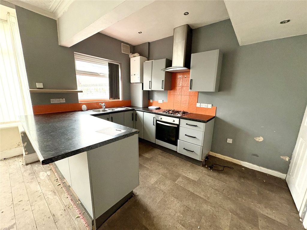 Property photo 3 of 16 Picture No. 05