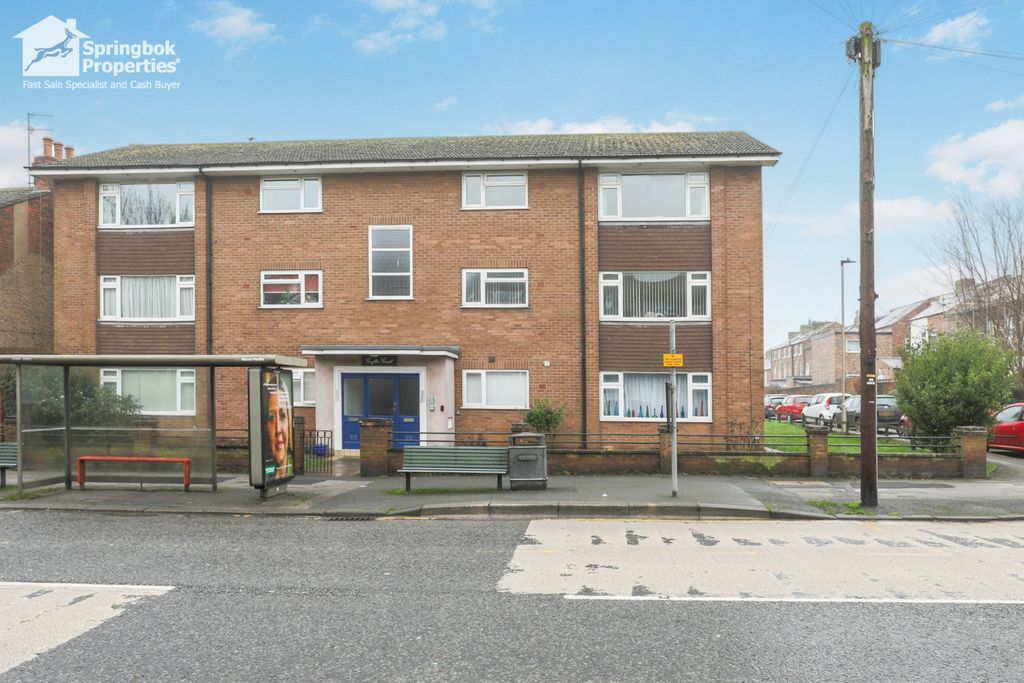 Property photo 1 of 12 Front View