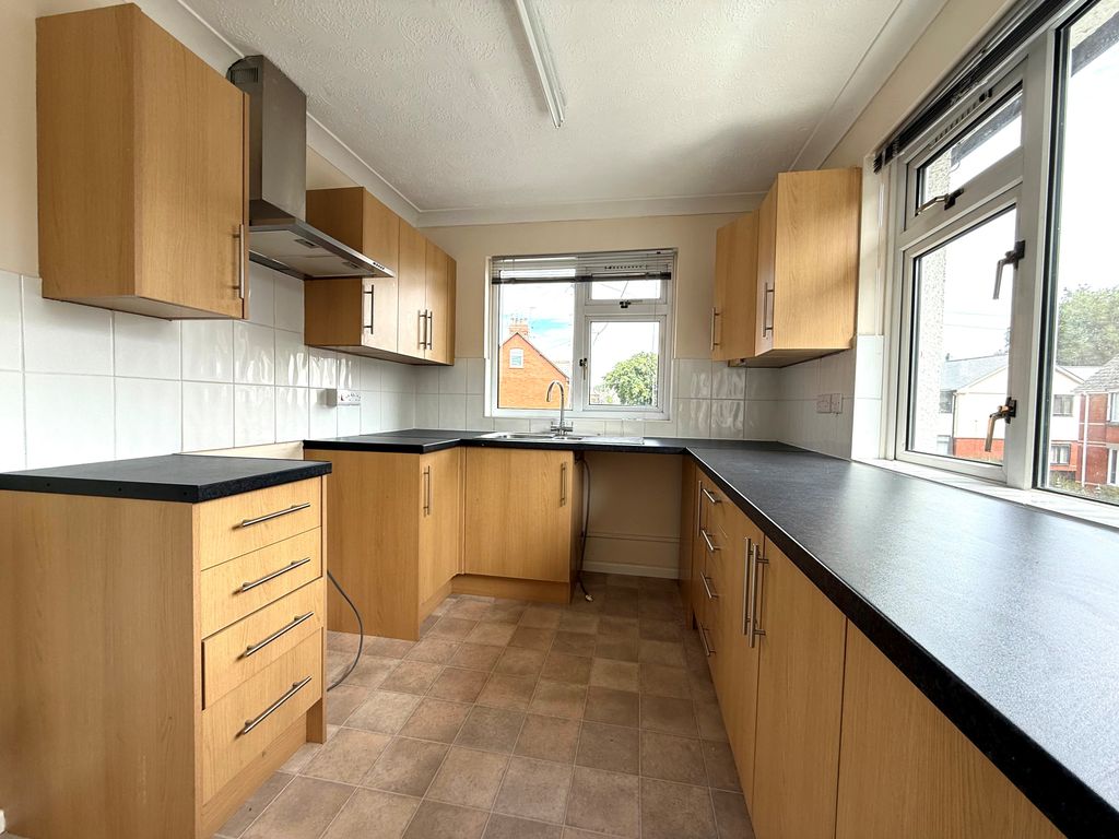 Property photo 2 of 11 2