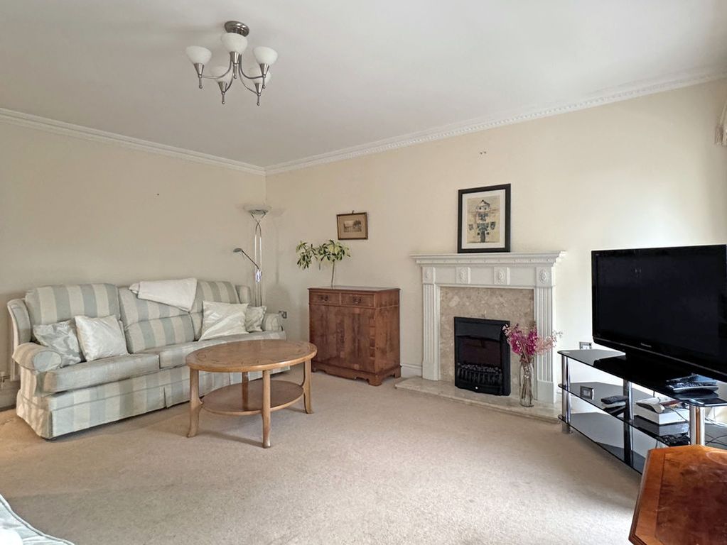 Property photo 3 of 17 Photo 3