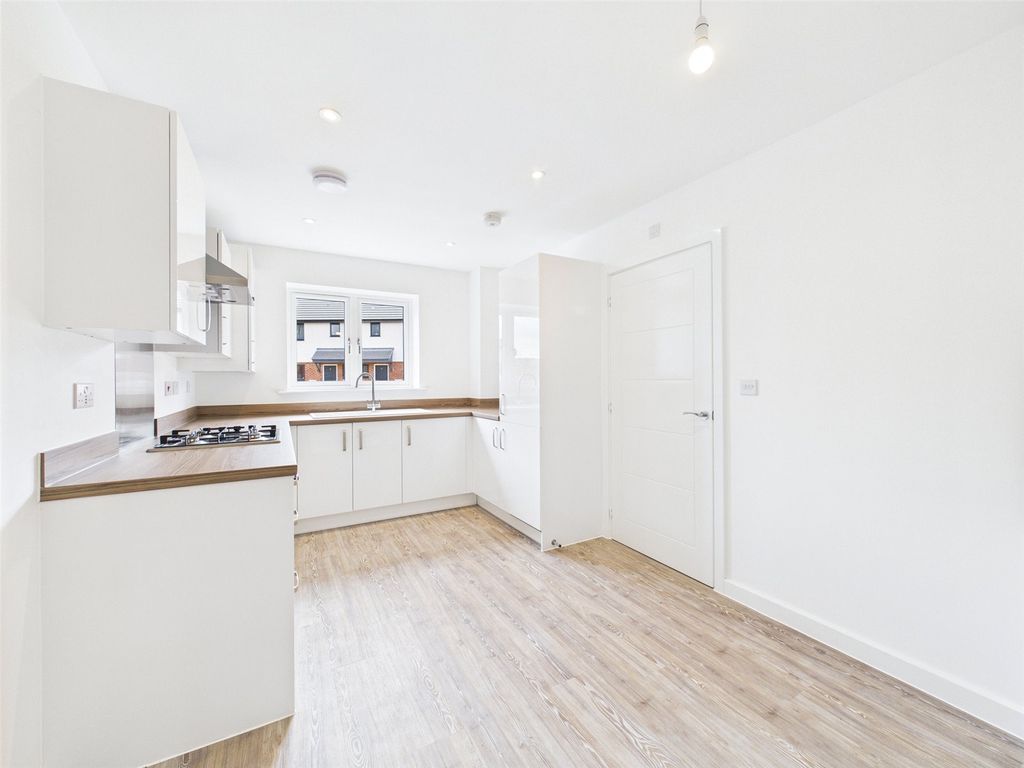 Property photo 2 of 14 Picture No. 02