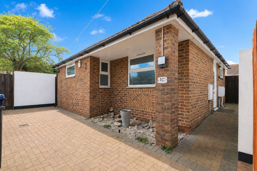 Property photo 1 of 7 Picture No. 20