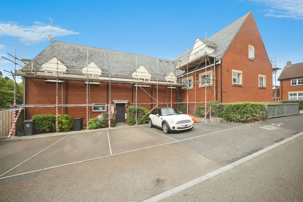 Property photo 1 of 13