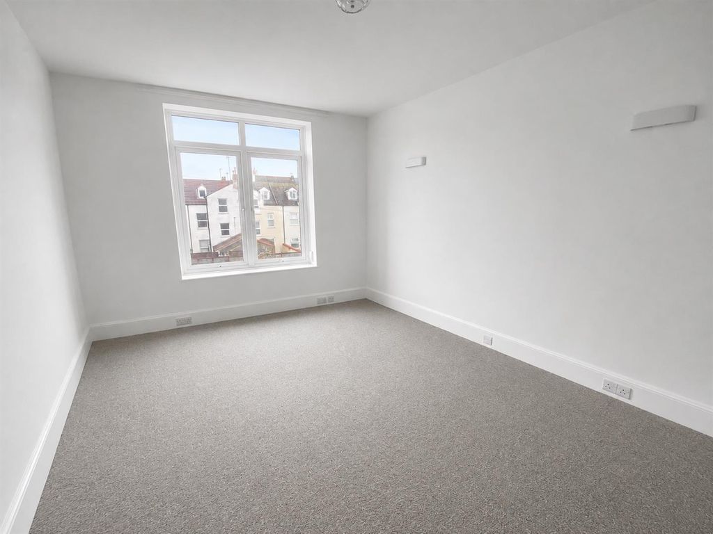 Property photo 2 of 5 9c17d0Ae-F132-4F3d-B315-48931cc506cc.Png