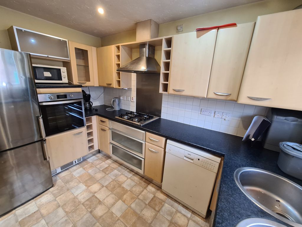 Property photo 3 of 18 Gallery