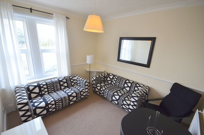 Property photo 1 of 10 Living Room