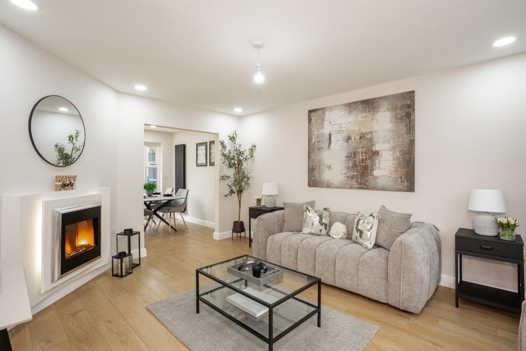 Property photo 2 of 33