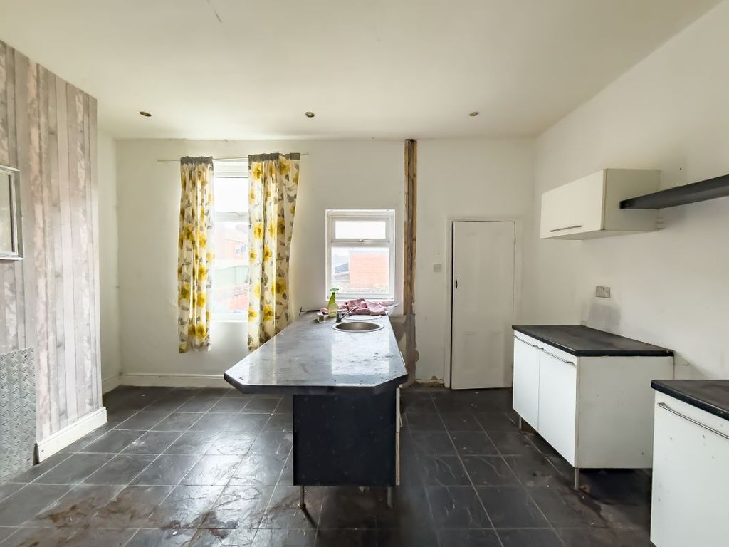 Property photo 3 of 10 Image 3