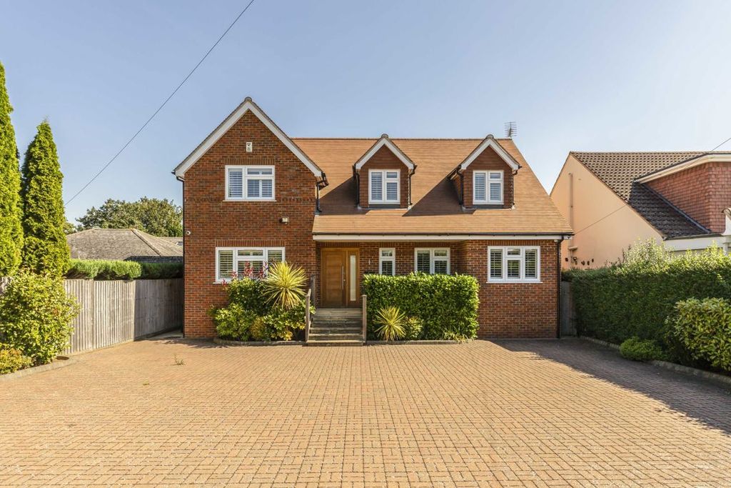 Property photo 1 of 9