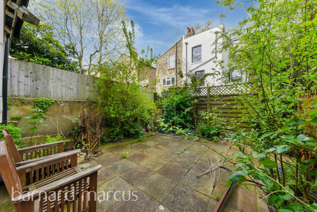Property photo 3 of 9