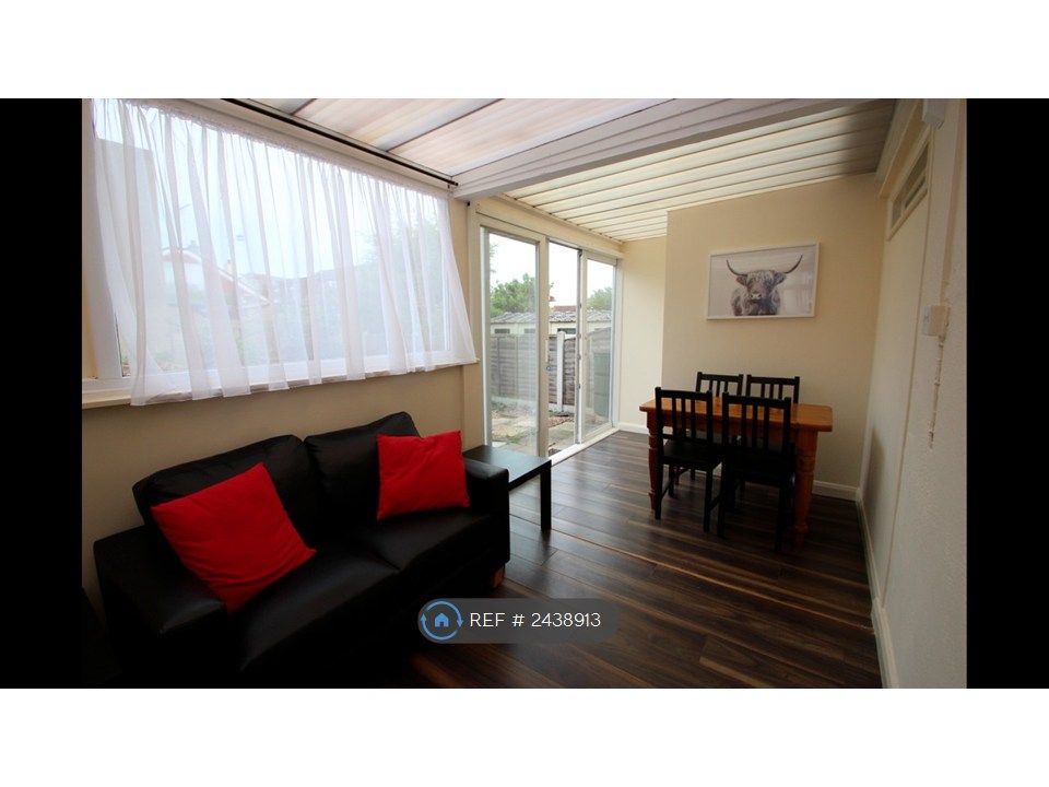 Property photo 2 of 9 Dining Area
