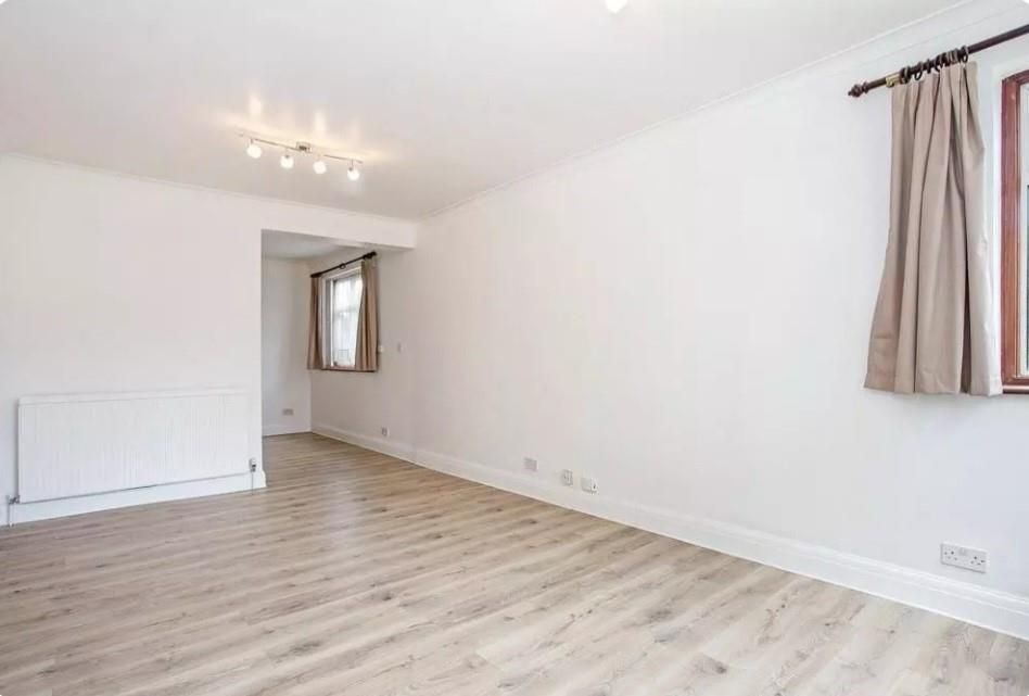 Property photo 2 of 13 Reception Room