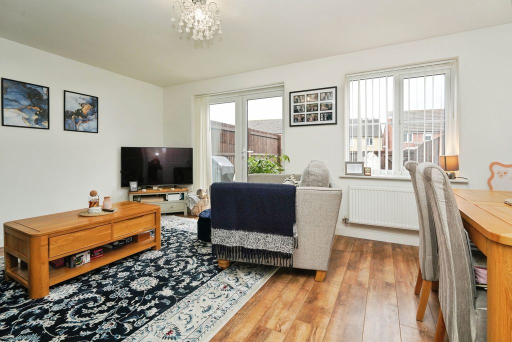 Property photo 3 of 14 Pbox-Img.Jpg