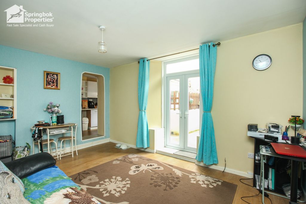 Property photo 2 of 18 Image 1