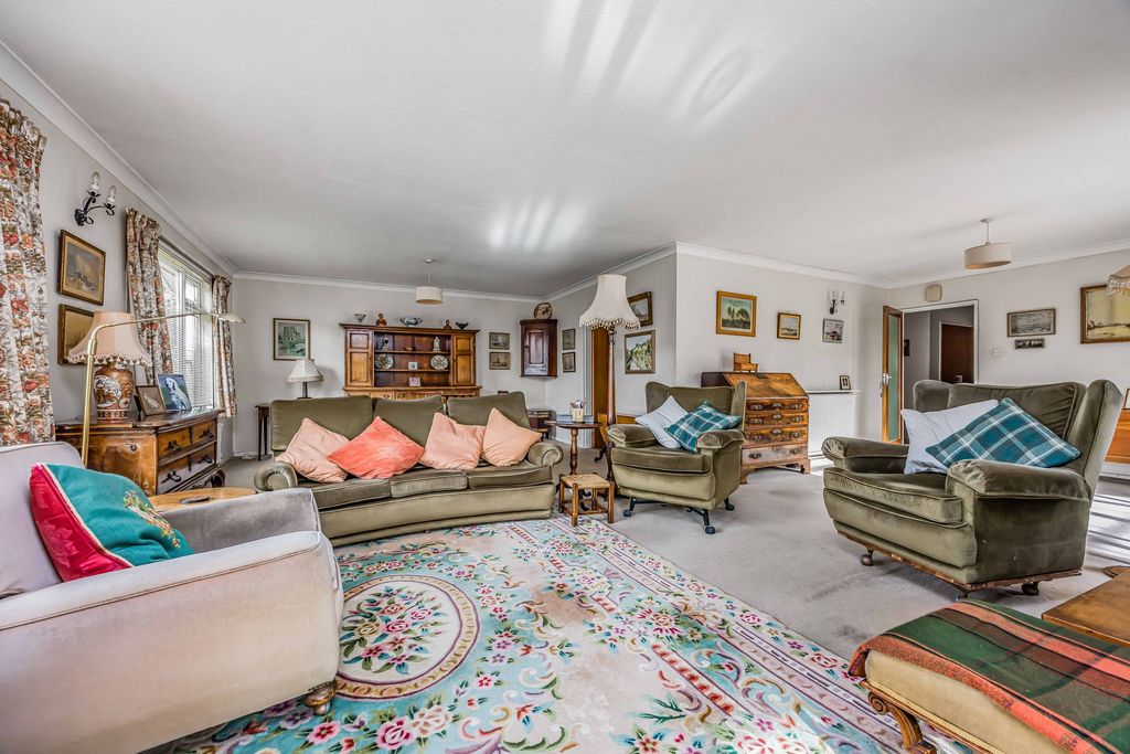 Property photo 3 of 29