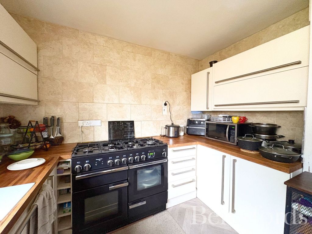 Property photo 3 of 14 Picture No. 14