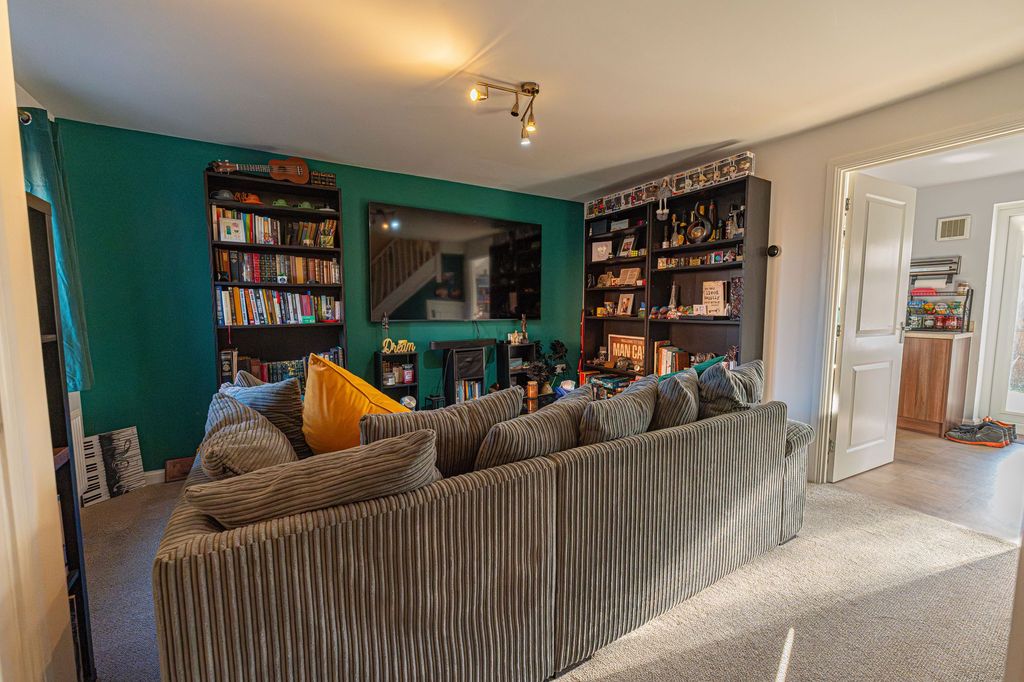 Additional image 5 of 2 bed end terrace house for saleClos Marteg, Bettws NP20