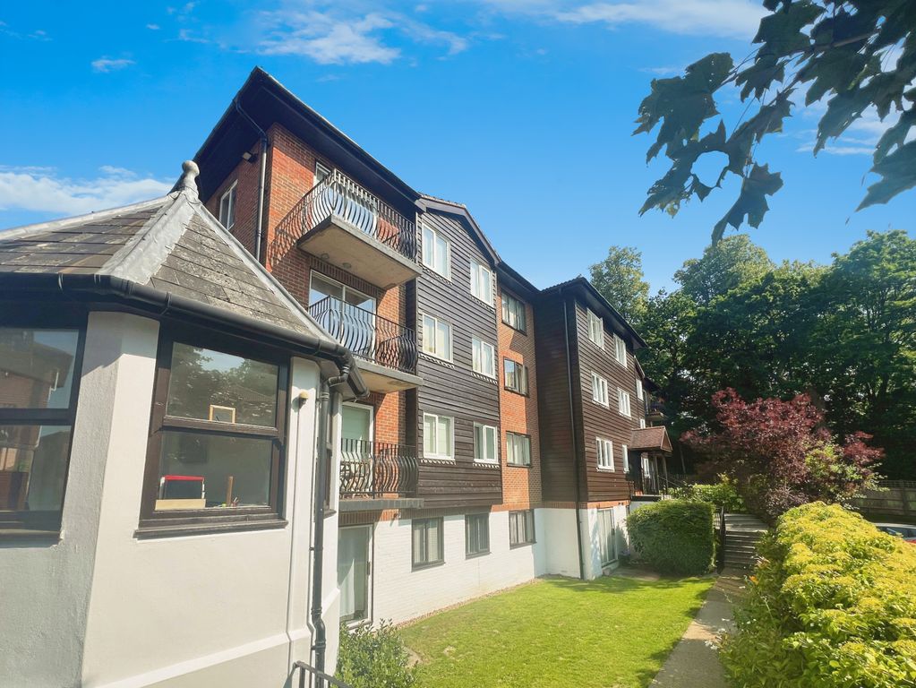 Property photo 1 of 10 08