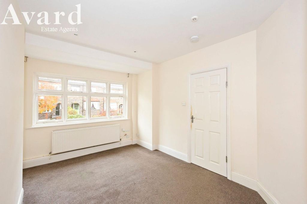 Property photo 3 of 16 11.Jpeg