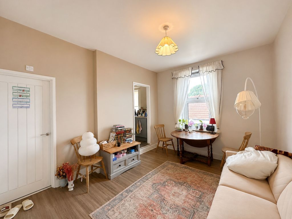 Property photo 2 of 9 Photo 7