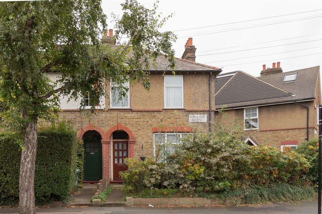 Property photo 1 of 19 Rushbrook Crescent, E17
