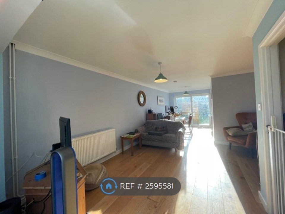 Property photo 3 of 22